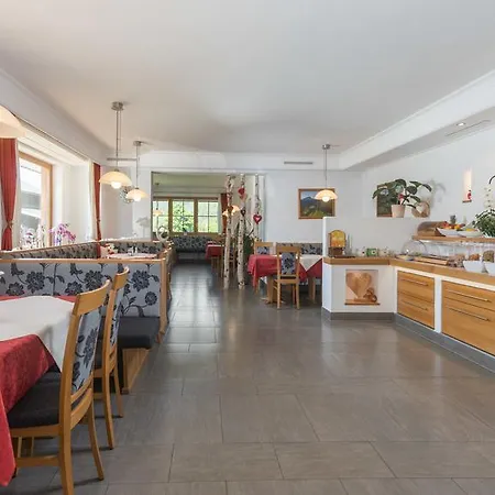 Konukevi Blasbichlerhof 2*